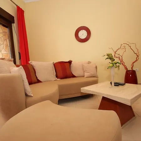 Casa Marbella Finca Sanjuan Apartment *